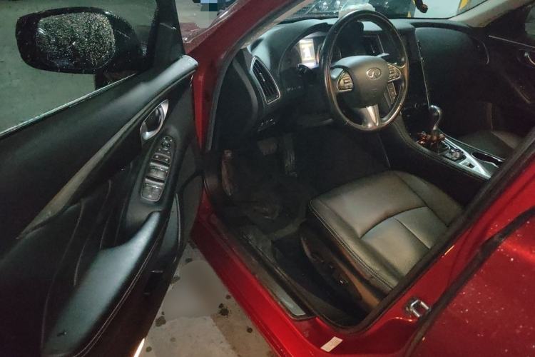 Used Infiniti Q50 2014 2.0T Comfort Edition Driver Seat