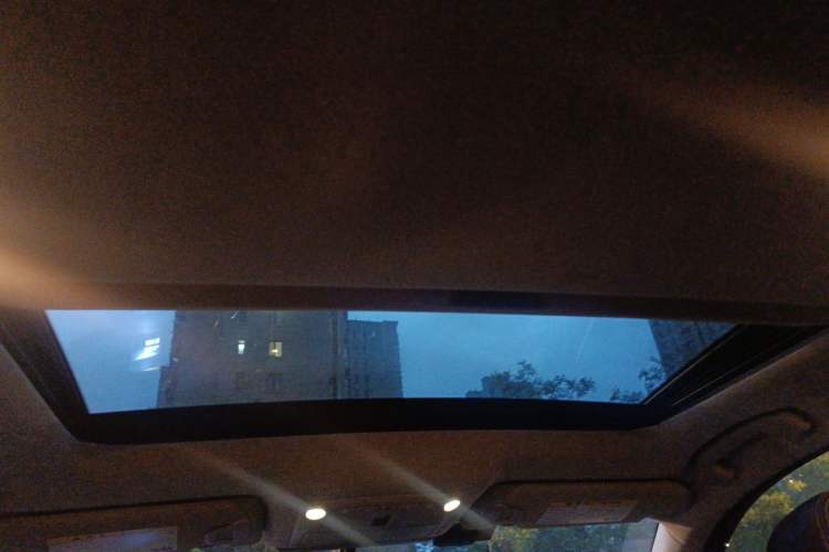 Used Infiniti Q50 2014 2.0T Luxury Edition Headliner