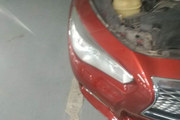 Used Infiniti Q50 2014 2.0T Comfort Edition Right Front Headlight