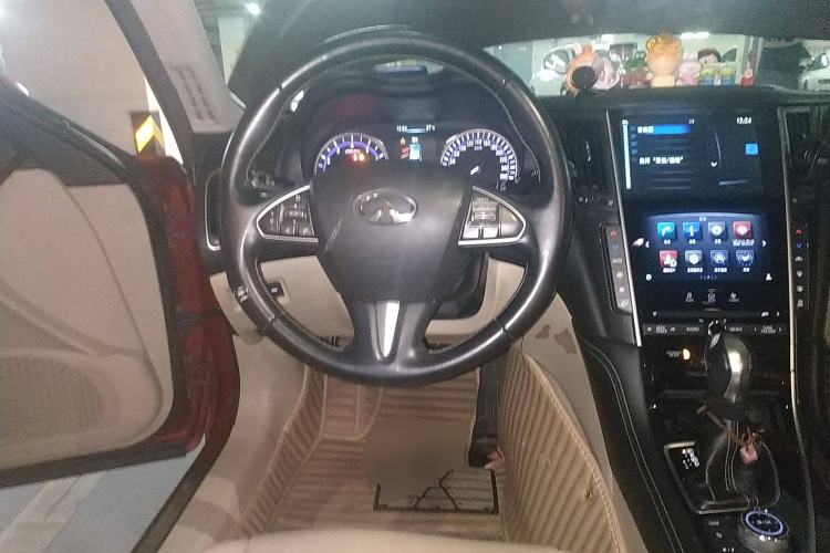 Used Infiniti Q50 2014 2.0T Comfort Edition Steering Wheel