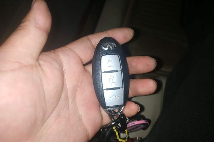 Used Infiniti Q50 2014 2.0T Comfort Edition Vehicle Key