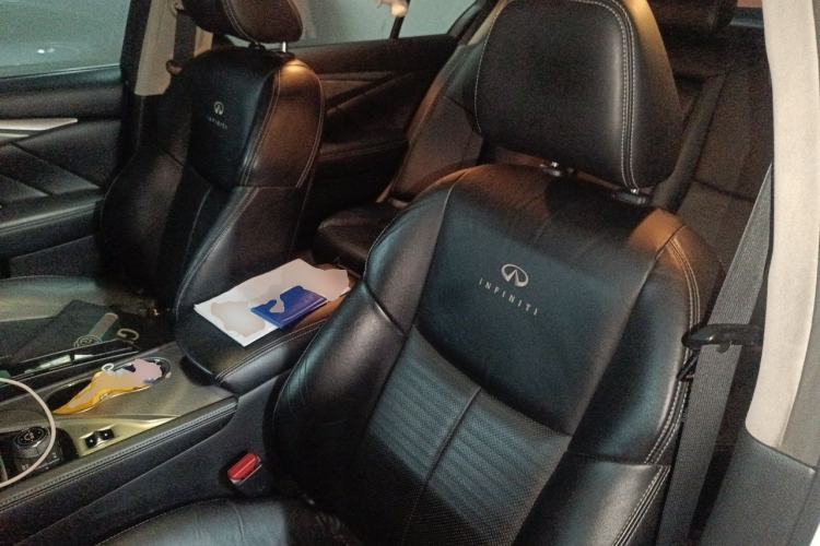 Used Infiniti Q50 2014 3.7L Luxury Sport Edition Left Front Seat