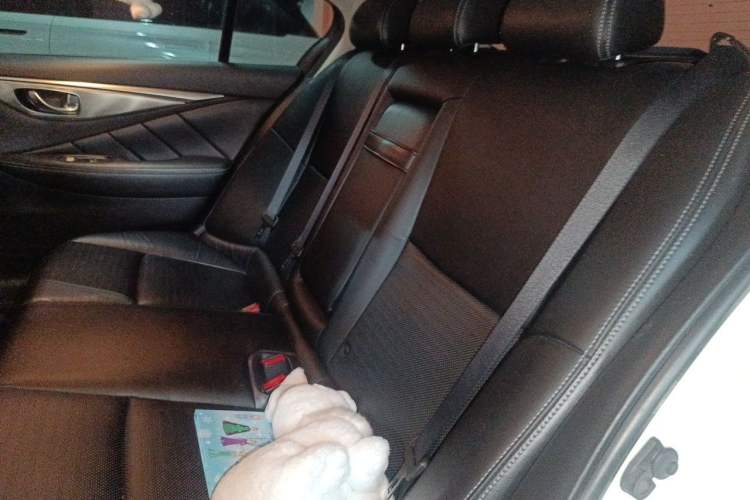 Used Infiniti Q50 2014 3.7L Luxury Sport Edition Left Rear Seat