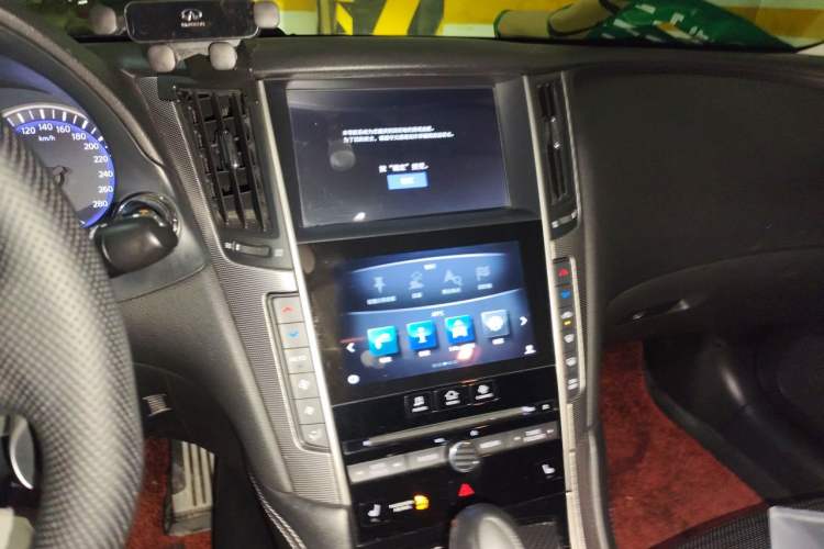 Used Infiniti Q50 2014 3.7L Luxury Sport Edition Audio And AC Panel