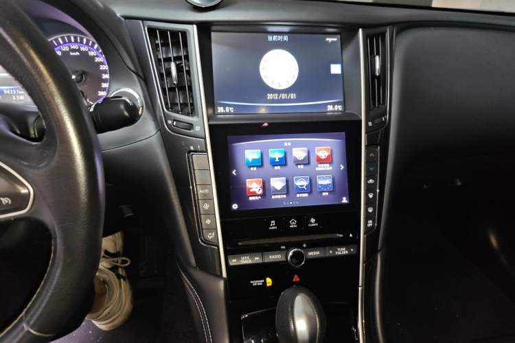 Used Infiniti Q50 2014 2.0T Comfort Edition Audio And AC Panel