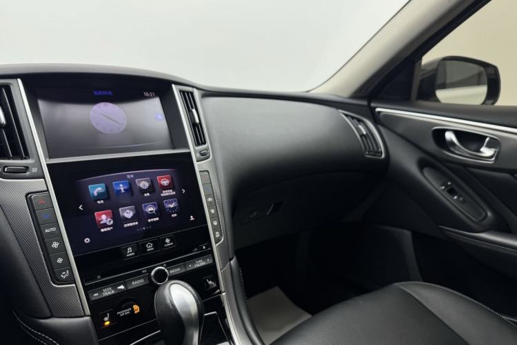 Used Infiniti Q50 2014 3.7L Comfort Edition Audio And AC Panel