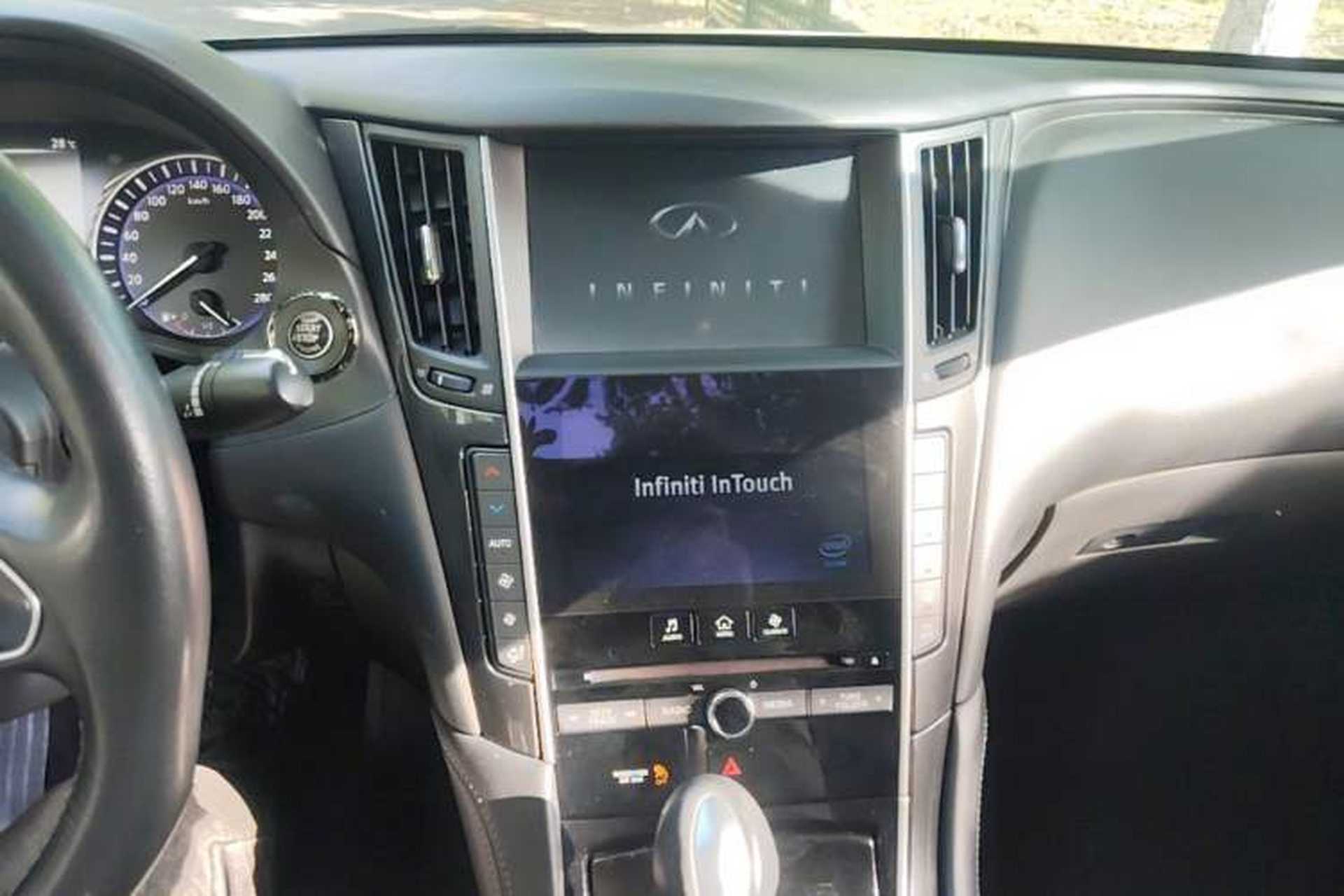 Used Infiniti Q50 2014 2.0T Comfort Edition Audio And AC Panel