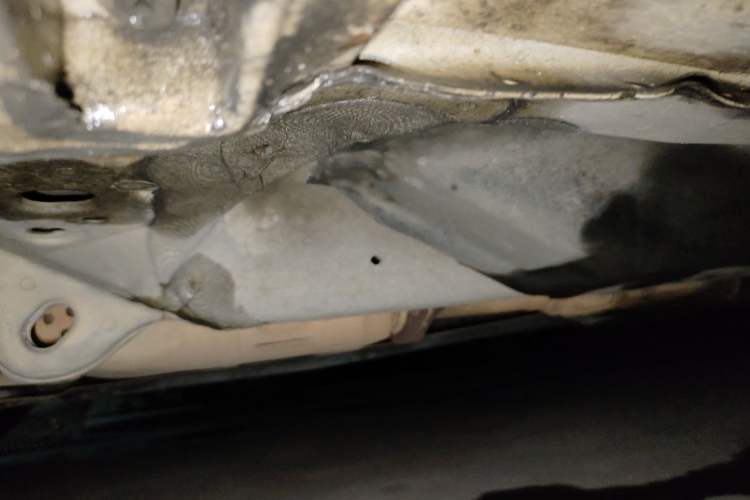 Used Infiniti Q50 2014 3.7L Comfort Edition Chassis Front Left
