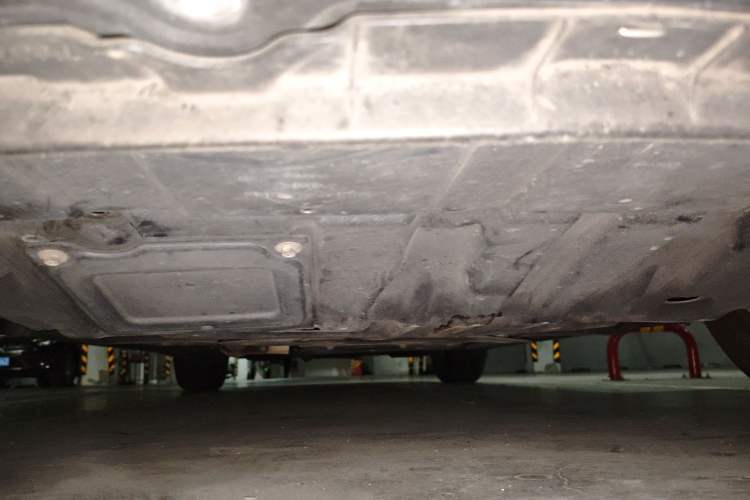 Used Infiniti Q50 2014 2.0T Comfort Edition Chassis Front