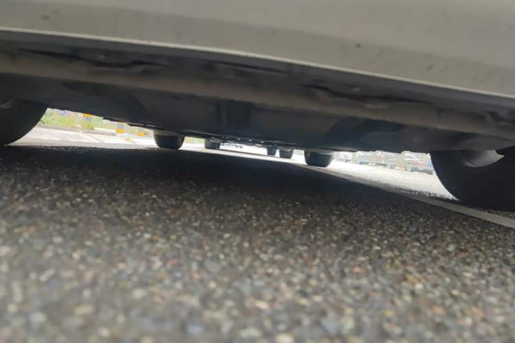 Used Infiniti Q50 2014 3.7L Comfort Edition Chassis Front