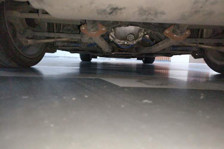 Used Infiniti Q50 2014 3.7L Comfort Edition Chassis Rear