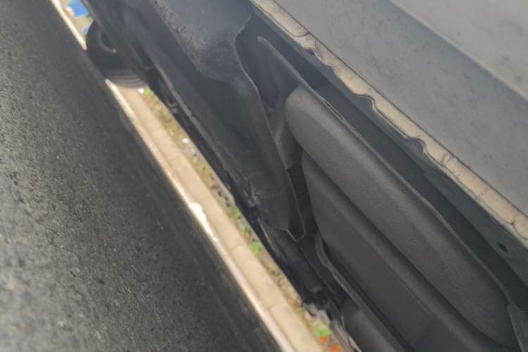 Used Infiniti Q50 2014 2.0T Comfort Edition Chassis Rear Left