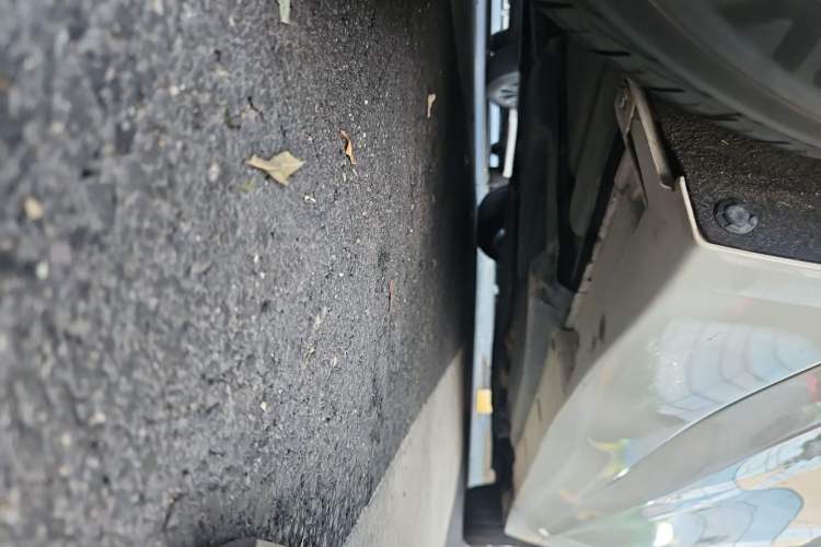 Used Infiniti Q50 2014 3.7L Comfort Edition Chassis Rear Right