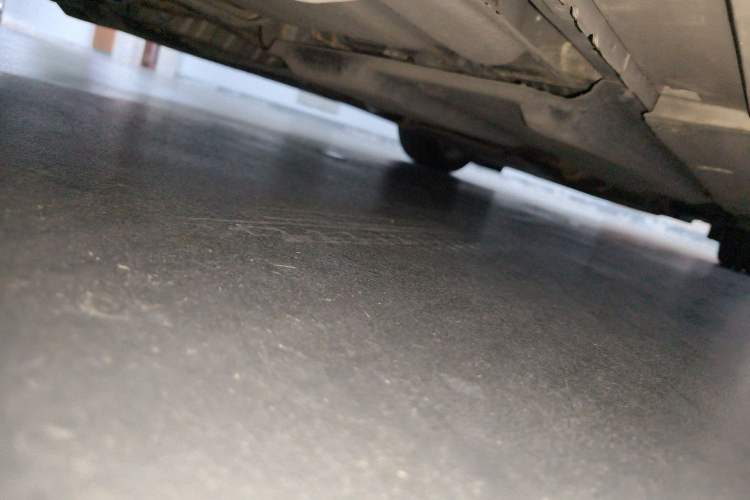 Used Infiniti Q50 2014 3.7L Comfort Edition Chassis Rear Right