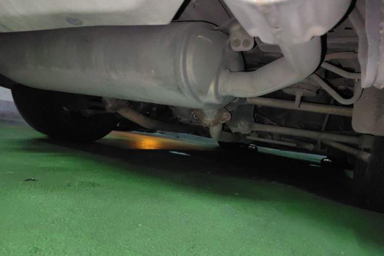 Used Infiniti Q50 2014 3.7L Luxury Edition Chassis Rear Right