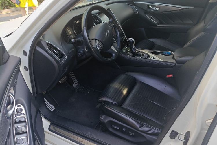 Used Infiniti Q50 2014 3.7L Luxury Sport Edition Driver Seat