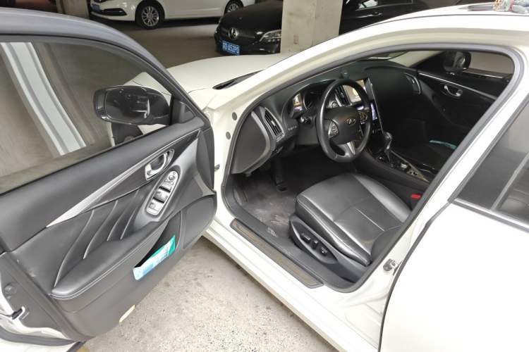 Used Infiniti Q50 2014 2.0T Comfort Edition Driver Seat