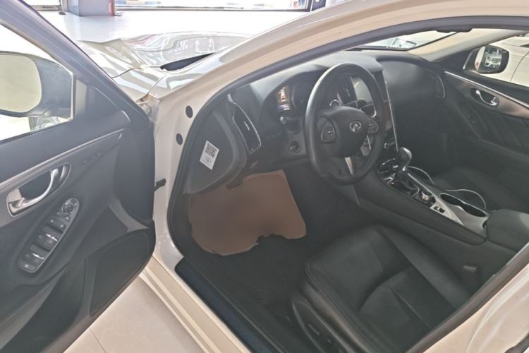 Used Infiniti Q50 2014 3.7L Comfort Edition Driver Seat