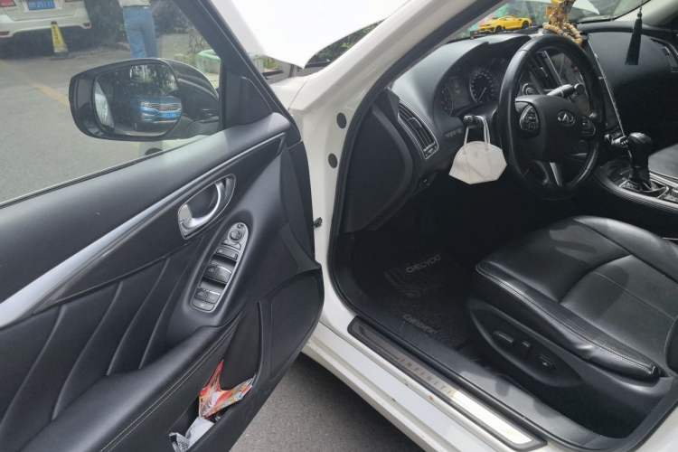Used Infiniti Q50 2014 2.0T Comfort Edition Driver Seat