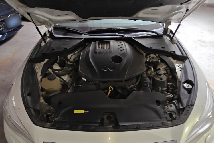 Used Infiniti Q50 2014 2.0T Comfort Edition Engine Bay