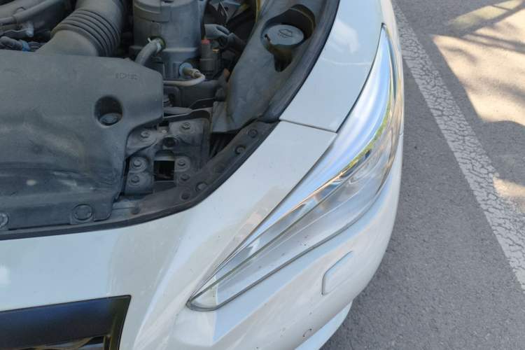 Used Infiniti Q50 2014 2.0T Comfort Edition Engine Bay Left