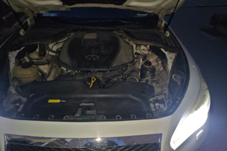 Used Infiniti Q50 2014 2.0T Comfort Edition Engine Bay Left