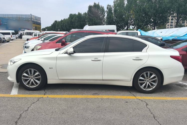 Used Infiniti Q50 2014 2.0T Comfort Edition Exterior 2