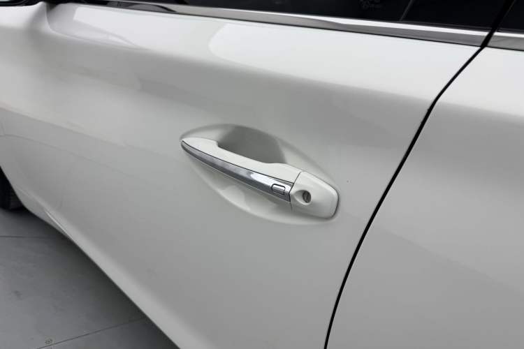 Used Infiniti Q50 2014 3.7L Comfort Edition Exterior 2