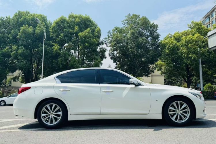 Used Infiniti Q50 2014 3.7L Comfort Edition Exterior 3