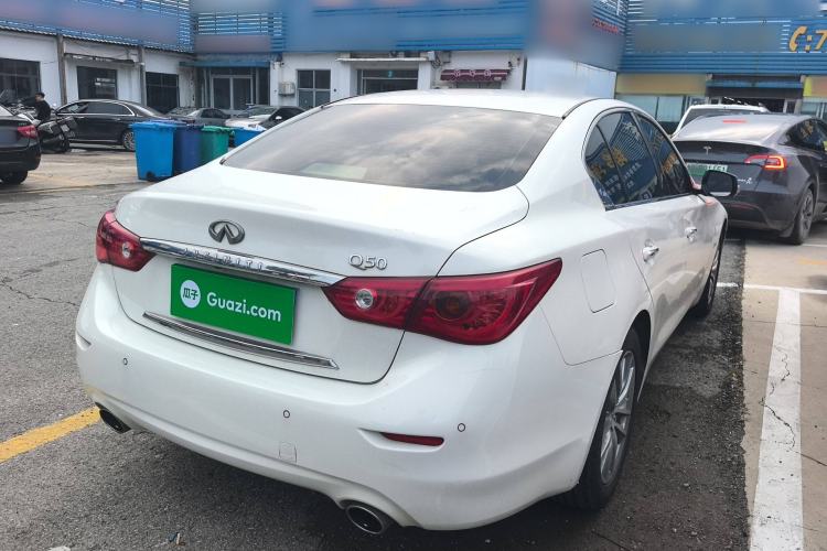 Used Infiniti Q50 2014 2.0T Comfort Edition Exterior 3