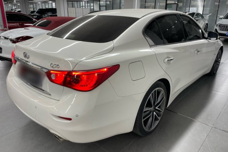 Used Infiniti Q50 2014 3.7L Comfort Edition Exterior 5