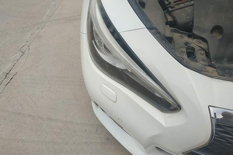 Used Infiniti Q50 2014 3.7L Comfort Edition Exterior 6