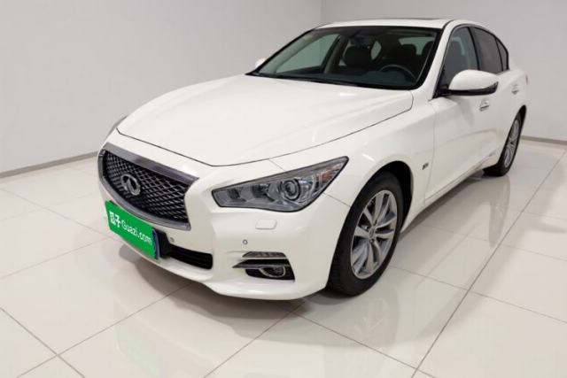 Gebrauchter Infiniti Q50 2014 2.0T Comfort Edition