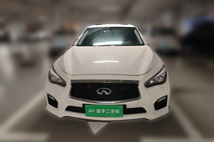 Used Infiniti Q50 2014 2.0T Comfort Edition Front