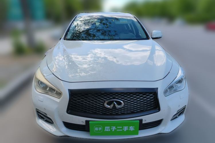 Used Infiniti Q50 2014 2.0T Comfort Edition Front