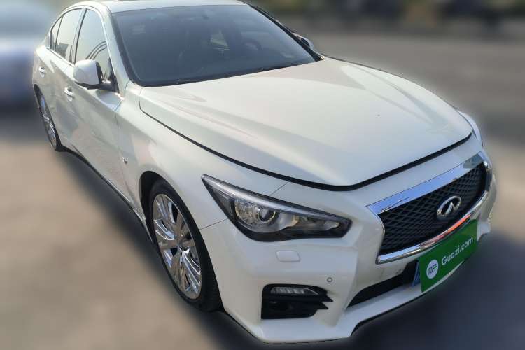 Used Infiniti Q50 2014 3.7L Luxury Sport Edition Front Right 45 Deg