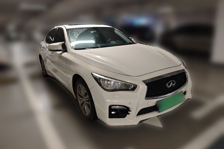 Used Infiniti Q50 2014 2.0T Comfort Edition Front Right 45 Deg