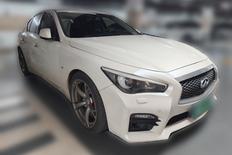 Used Infiniti Q50 2014 3.7L Comfort Edition Front Right 45 Deg