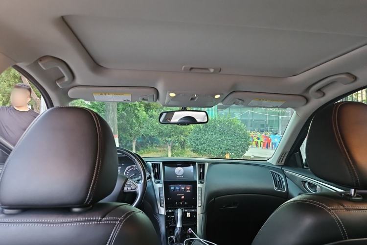 Used Infiniti Q50 2014 3.7L Comfort Edition Headliner