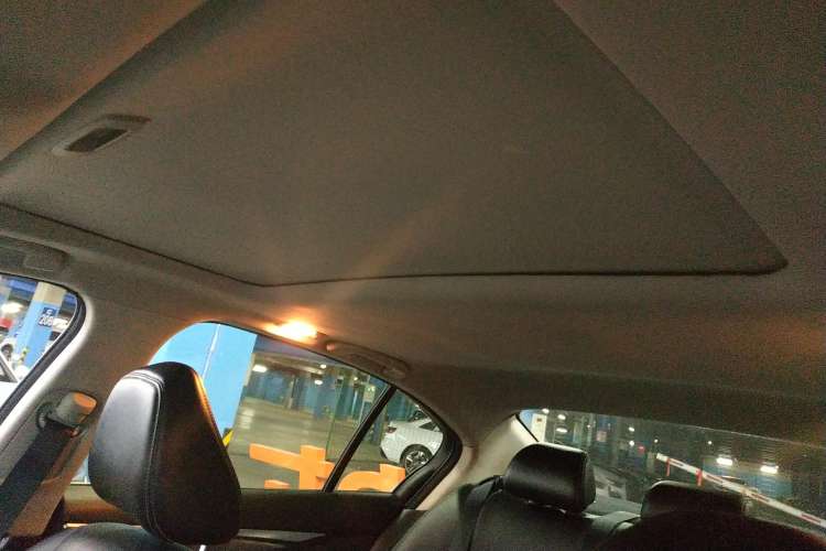 Used Infiniti Q50 2014 3.7L Luxury Sport Edition Headliner