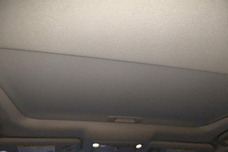 Used Infiniti Q50 2014 3.7L Comfort Edition Headliner