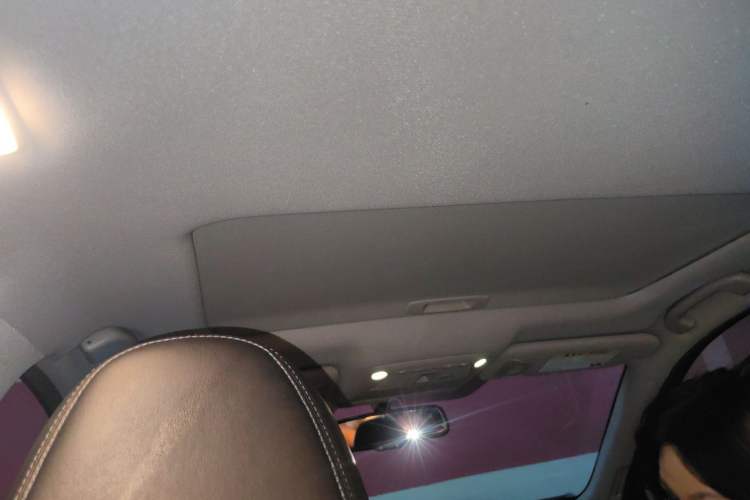 Used Infiniti Q50 2014 3.7L Luxury Edition Headliner