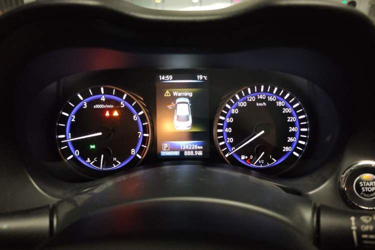 Used Infiniti Q50 2014 2.0T Comfort Edition Instrument Cluster
