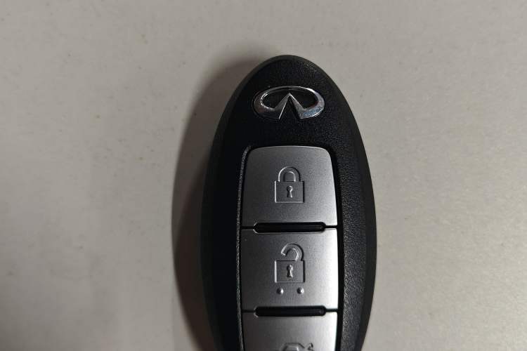 Used Infiniti Q50 2014 2.0T Comfort Edition Interior 1