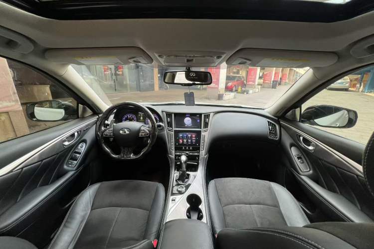 Used Infiniti Q50 2014 3.7L Comfort Edition Interior 2