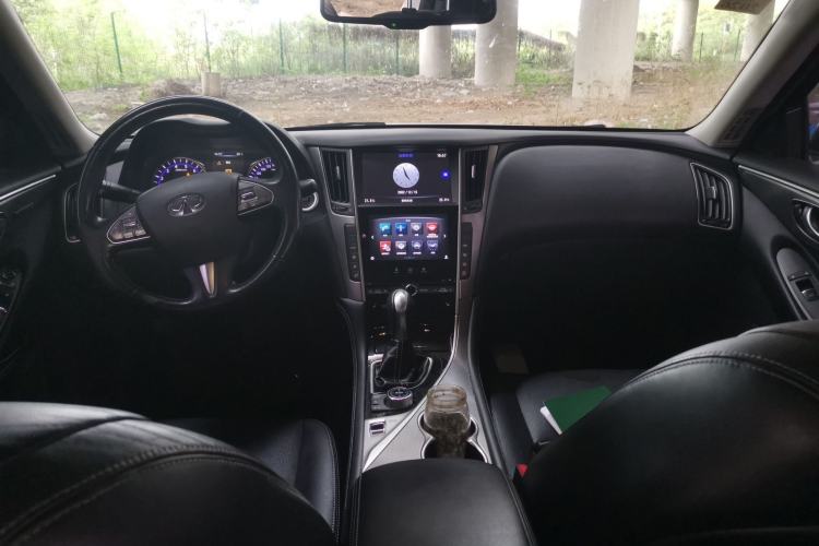 Used Infiniti Q50 2014 3.7L Luxury Edition Interior 2