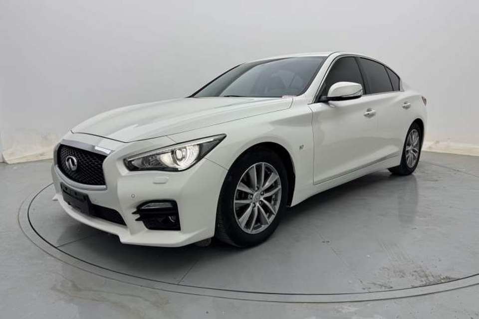 Infiniti Q50 2014