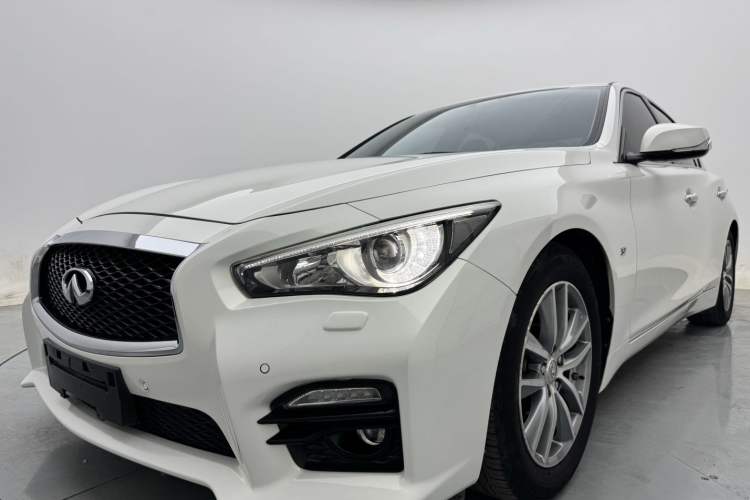 Used Infiniti Q50 2014 3.7L Comfort Edition Left Front Headlight
