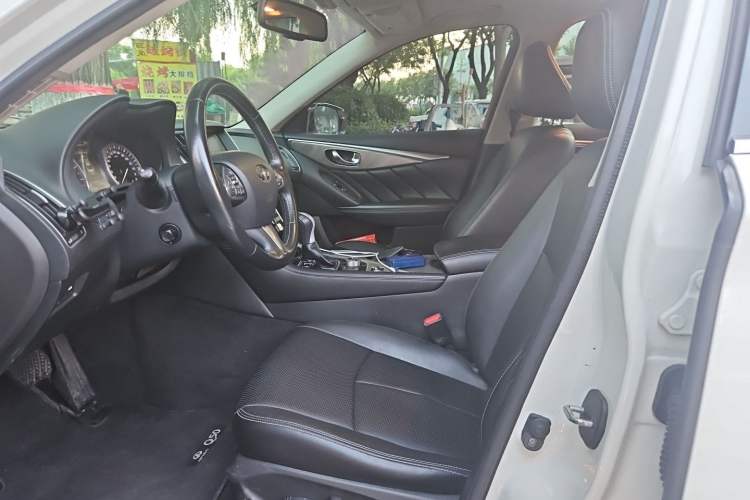 Used Infiniti Q50 2014 3.7L Comfort Edition Left Front Seat
