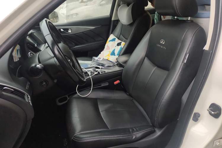 Used Infiniti Q50 2014 2.0T Luxury Edition Left Front Seat